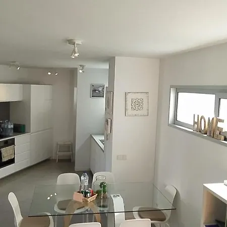 Apartment Great Place, Sun And Sea In El Medano (Tenerife)